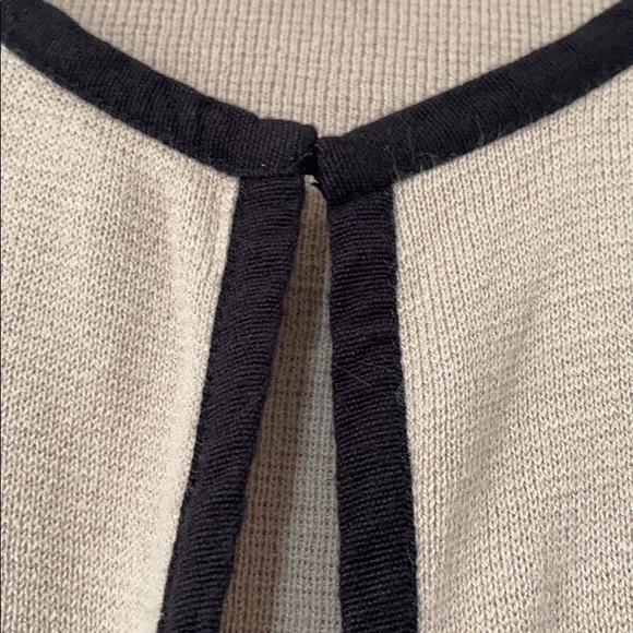 Dana Buchman beige sweater with black accent, S - Picture 5 of 7